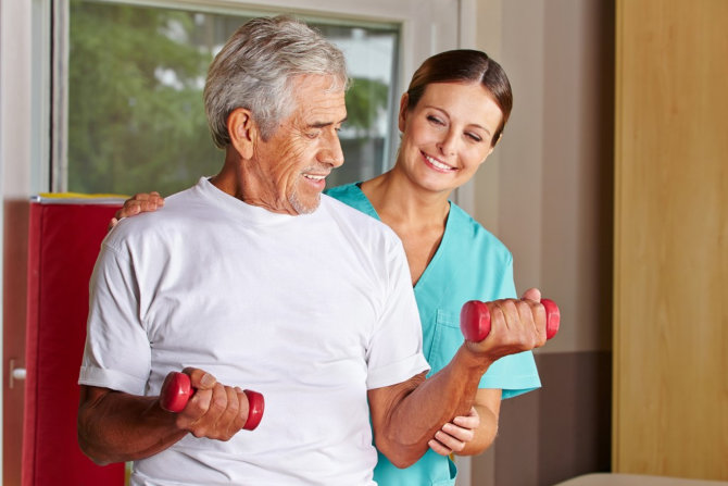 How Senior Can Stay Healthy Year-Round